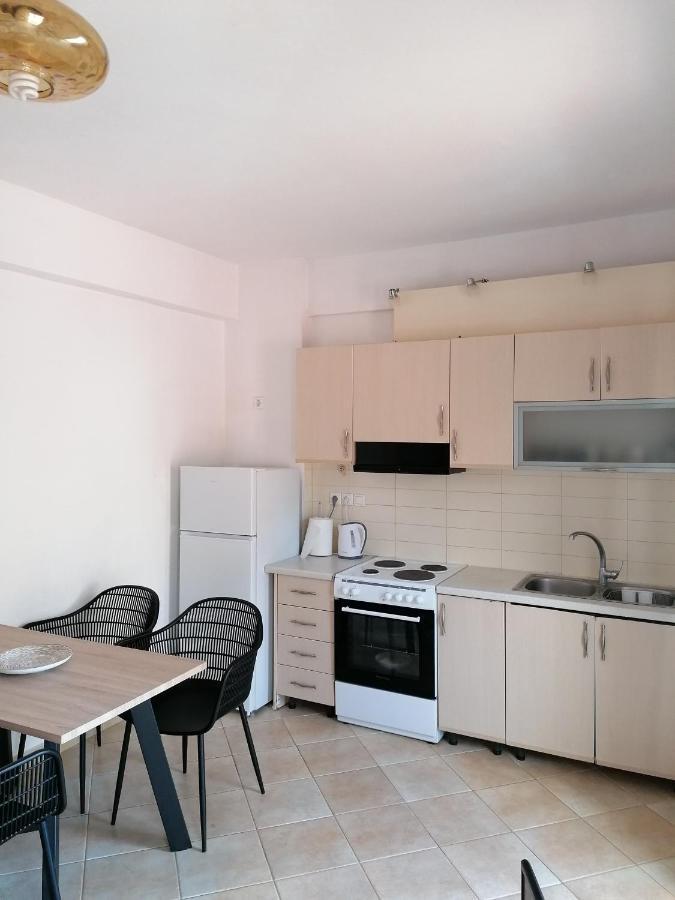Alexis Apartments Pylos Esterno foto