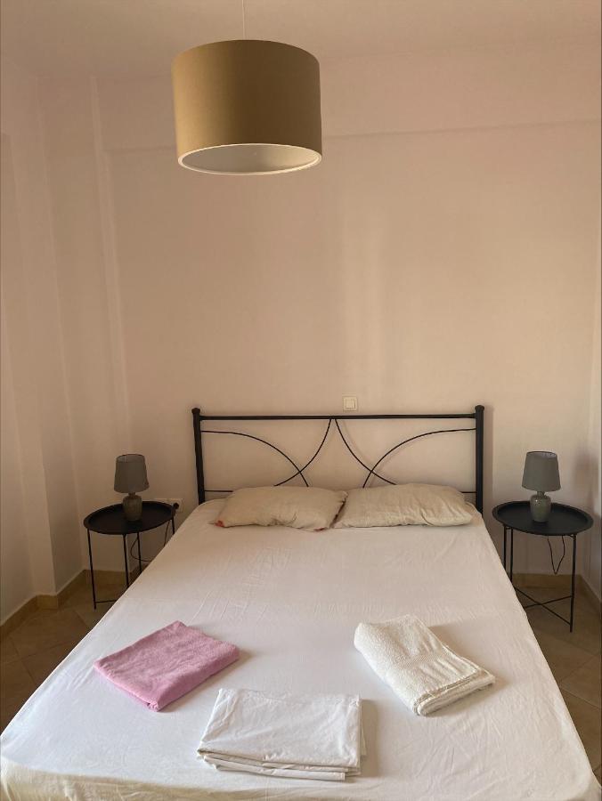 Alexis Apartments Pylos Esterno foto
